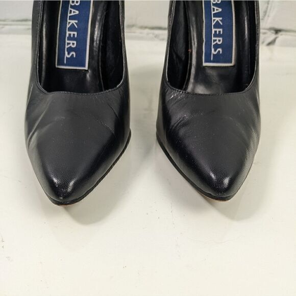 BAKERS black leather high heel pumps pointed toe size 6B - Picture 3 of 8